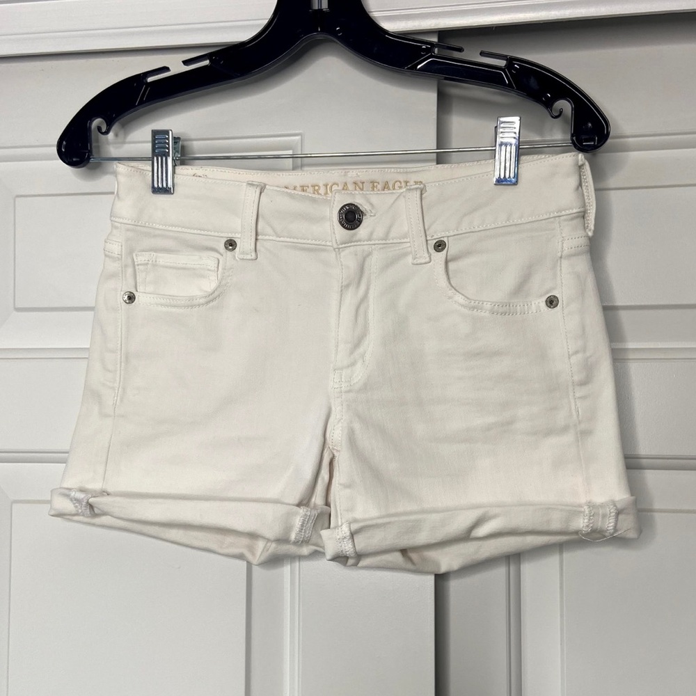 American eagle shorts size 4